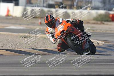 media/Sep-20-2025-Race Pace (Sat) [[d4e1b33f4d]]/Verified/Turn 2 (920am)/